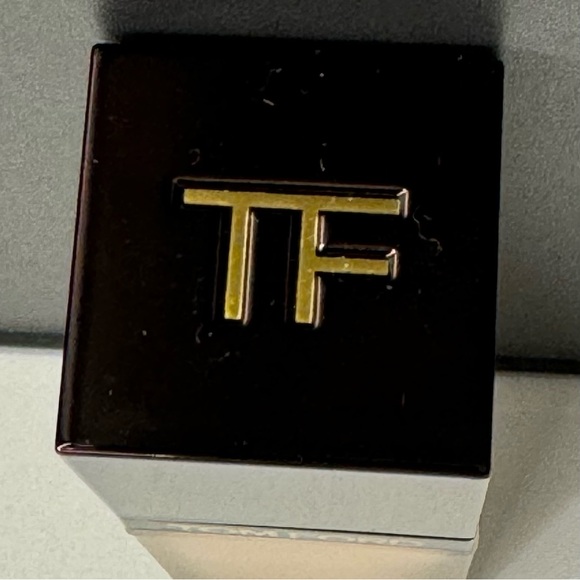 Tom Ford Foundation Architecture Soft Matte - Picture 8 of 9